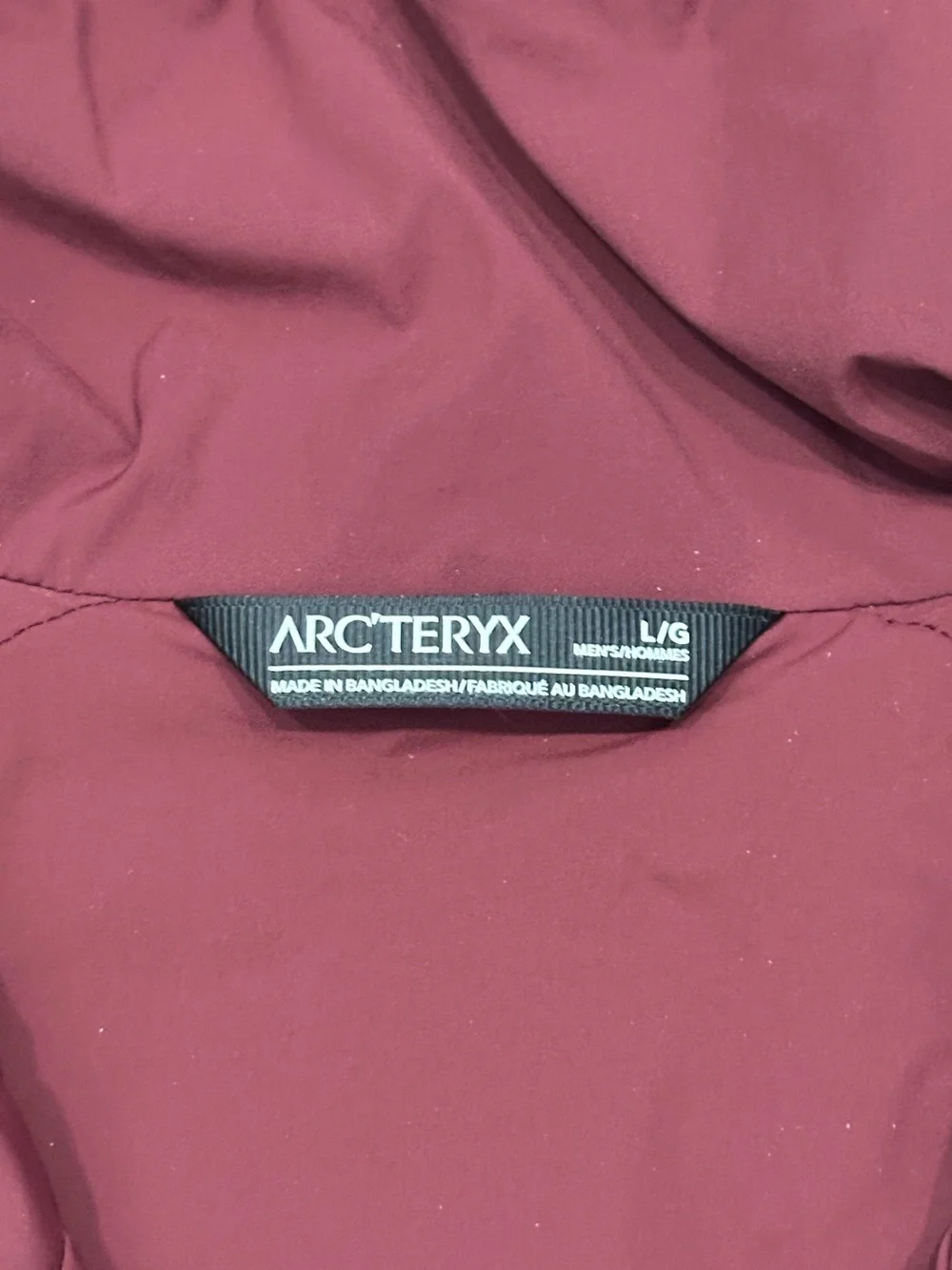 Arc’teryx Men’s Atom SL Hoody in Mars Burgundy/Black Size Large